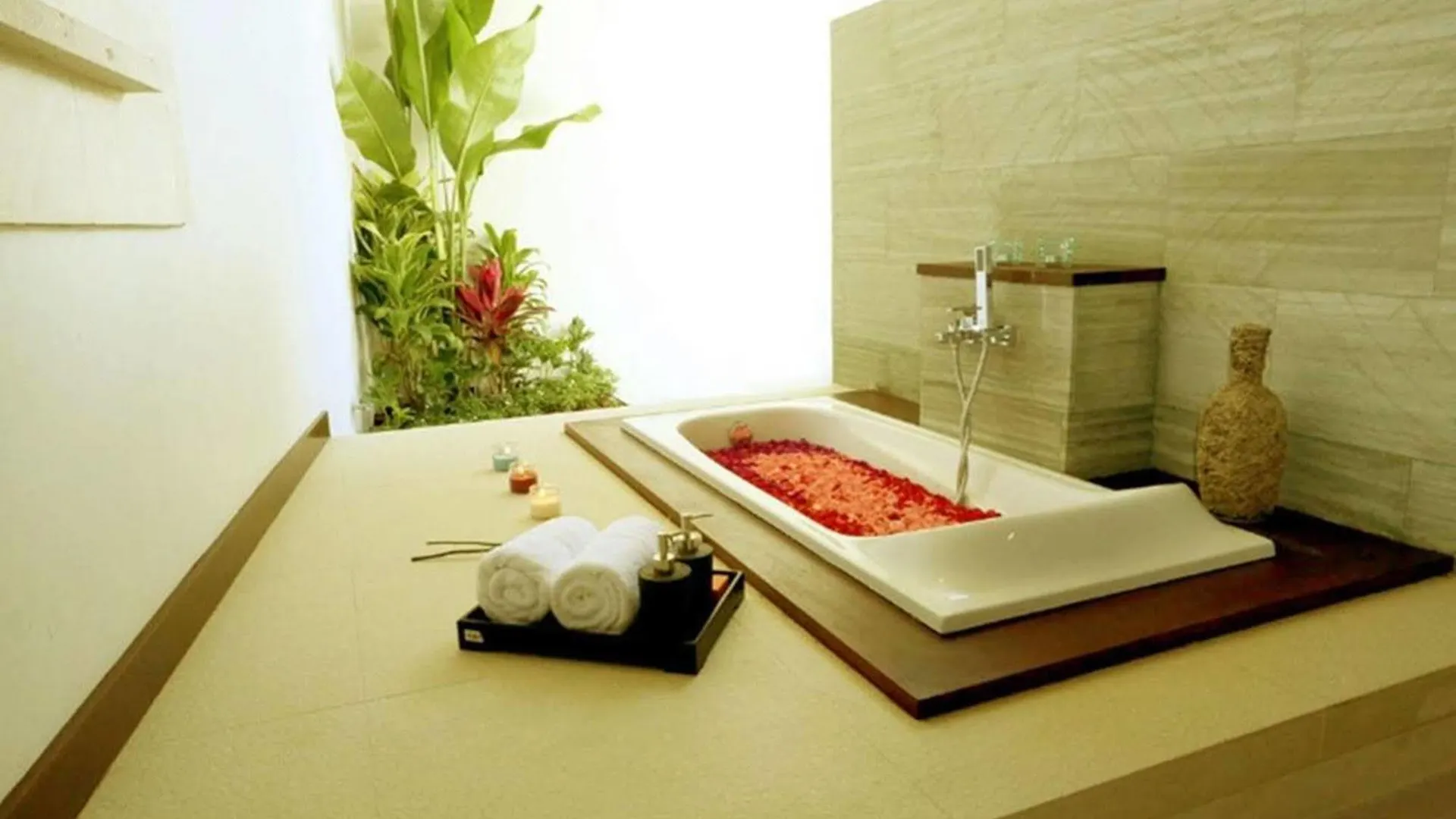 Uppala Villa & Spa Umalas Kerobokan  Indonesia